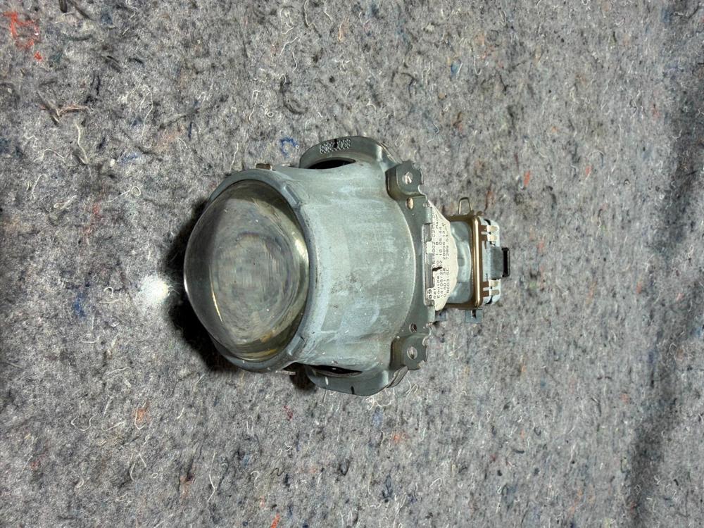 2003-2007 Cadillac CTS Front Headlight HID Bulb Reflector Xenon 89202526 OEM – photo 2