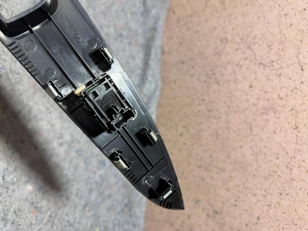 13-20 Ford Fusion Front Right Passenger Side Door Window Switch DS7314A563B OEM – photo 2