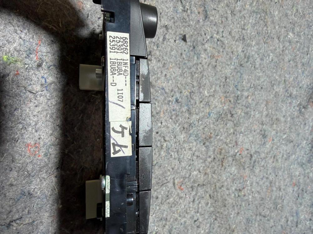 2009-2018 Infiniti FX35 FX50 QX70 OEM Dash Radio Control Switch Panel – photo 2