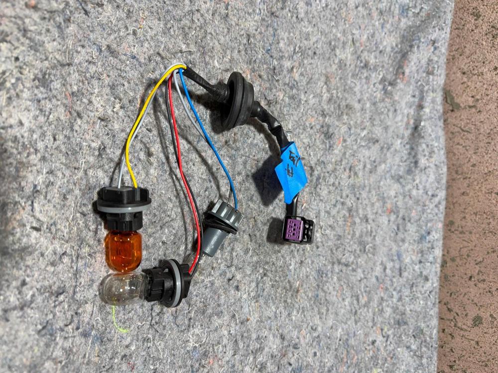 Rear Taillight Harness Socket Gm Chevrolet Spark 2013-2014 OEM – photo 4