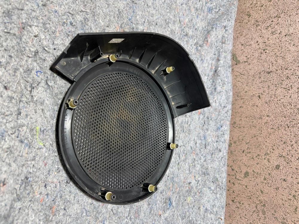09-17 Jeep Patriot Front Right Side Door Panel Speaker Cover Grille 1AW72TRMAA – photo 4