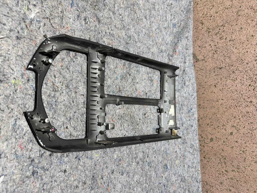 Maserati Ghibli Center Console Bezel Wood 670011353 – photo 2