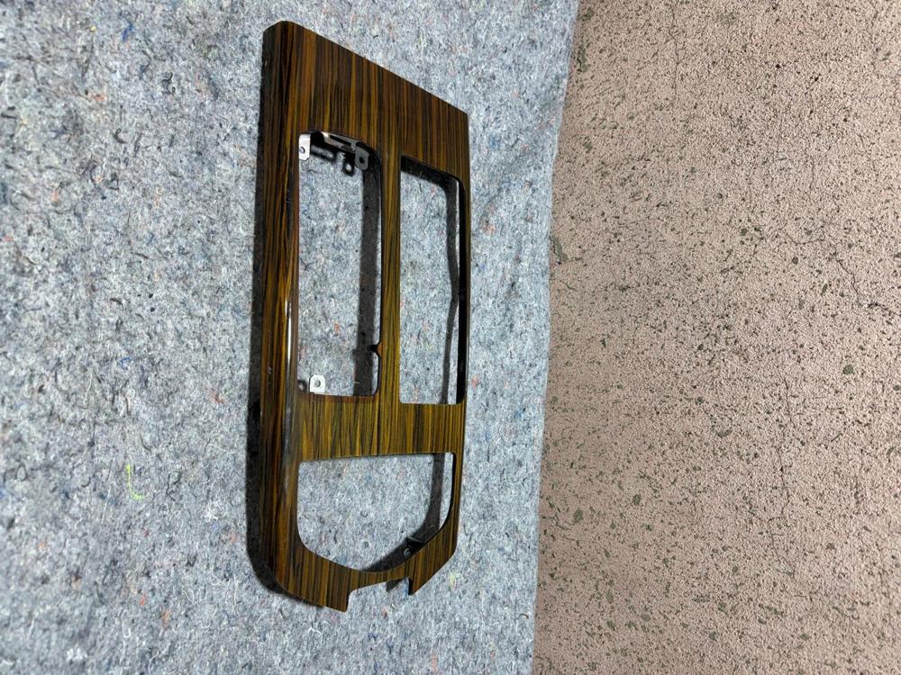 Maserati Ghibli Center Console Bezel Wood 670011353 – photo 3