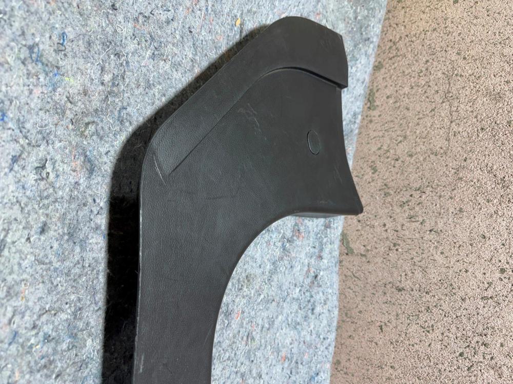 2014-2021 Maserati Ghibli Front Right Door Sill Scuff Kick Panel OEM 6700113680 – photo 4