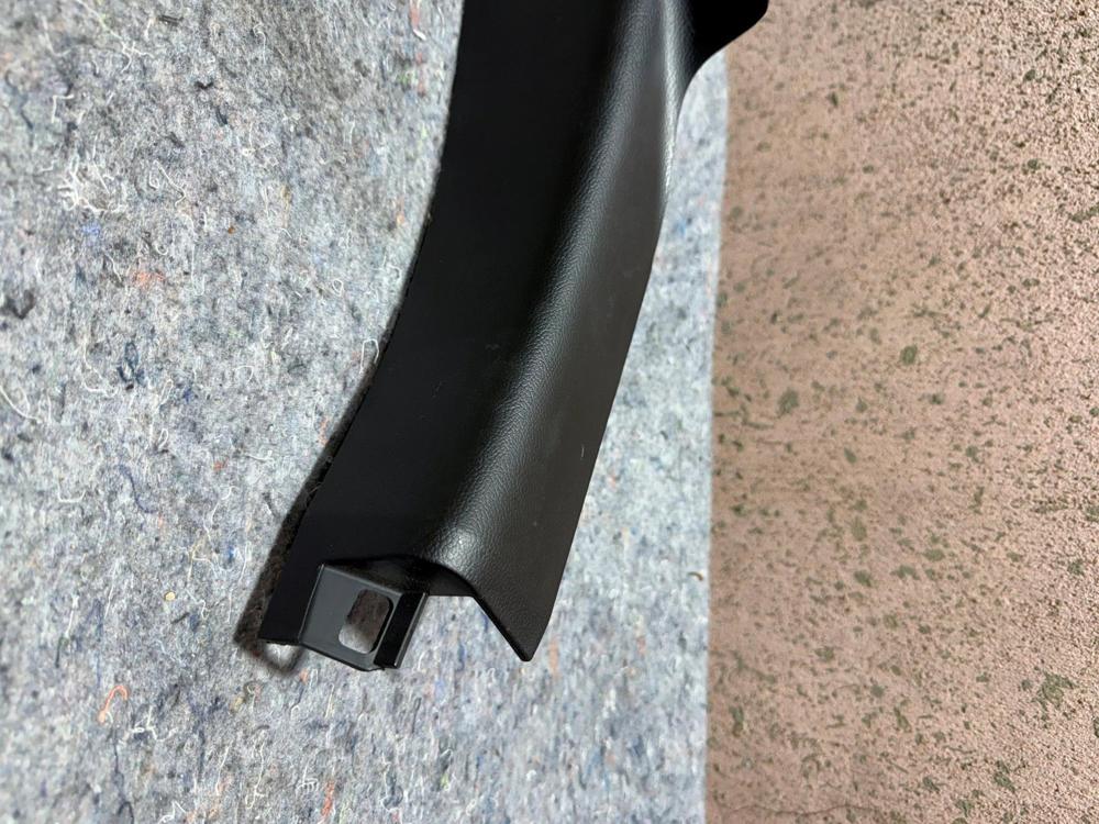 2014-2024 Maserati Ghibli Rear Left Door Sill Scuff Plate Trim OEM 670011365 – photo 3