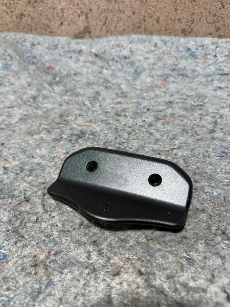 2014-2020 Maserati Ghibli M157 Trunk Lid Pull Down Grab Handle 67957500 OEM – photo 1