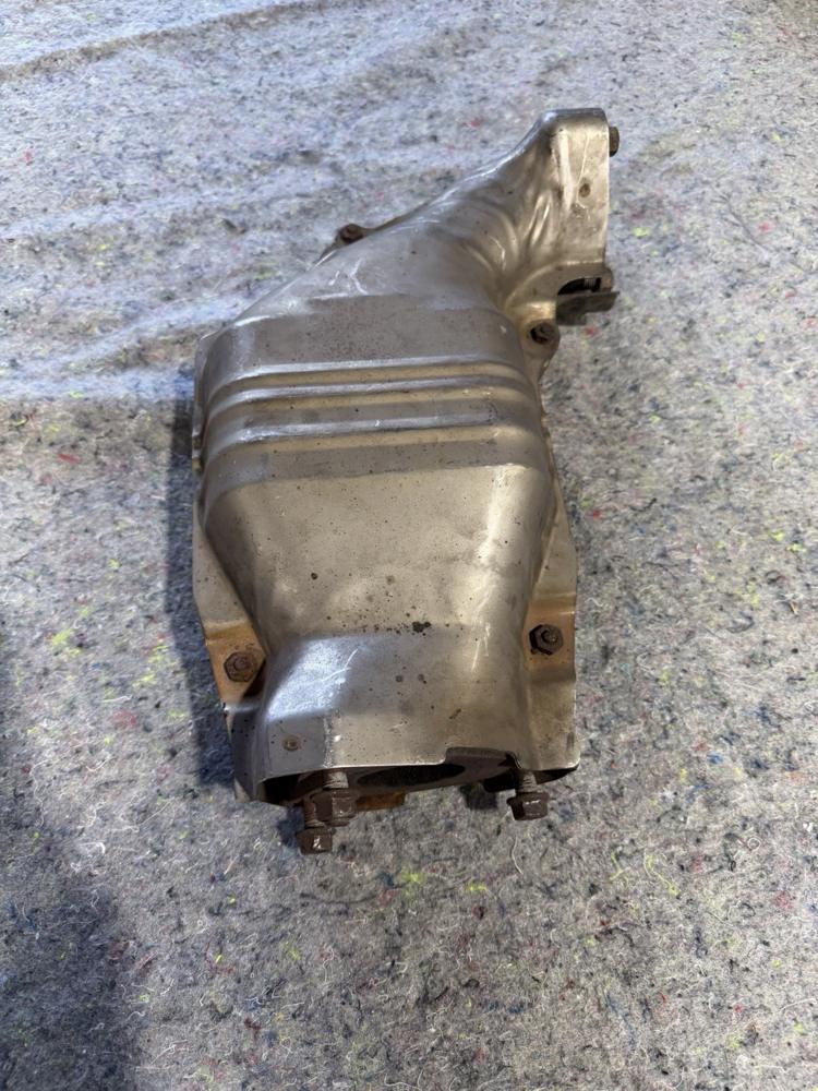 91 - 94 Honda/acura NSX Catal Converter OEM – photo 1