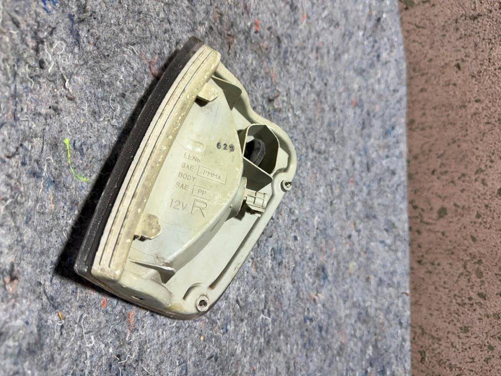 1993-1998 Toyota T100 3.4L Xtra Cab Passenger Right Front Turn Signal Light OEM – photo 4