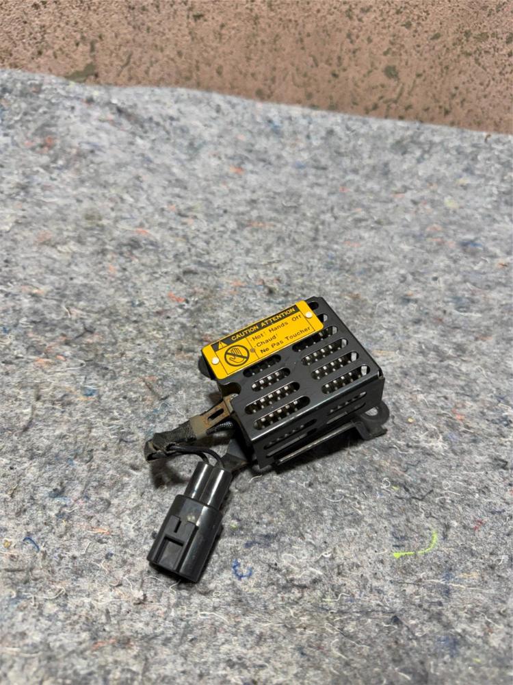 2001 Lexus IS300 A/t Daytime Runnign Light Resistor 8269553010 OEM 2002 2003 – photo 1
