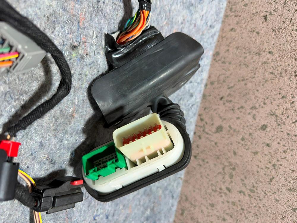 2016-2017 Mopar 6828533AA Wiring Front Door – photo 2