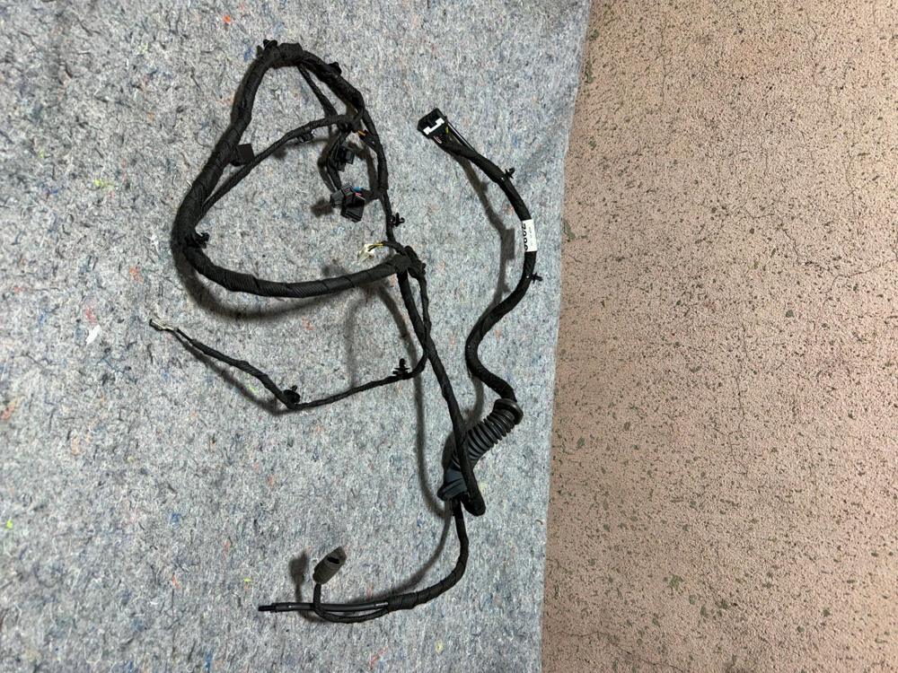 2016-2020 Chevy Spark Rear Tailgate Bumper Wire Harness OEM – photo 2