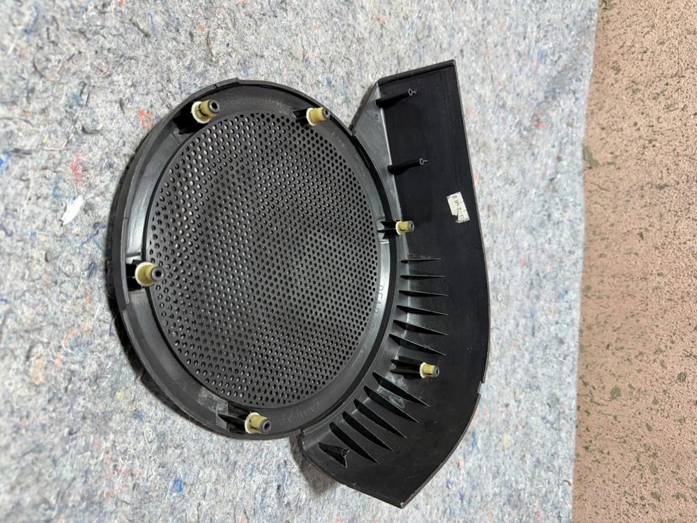 2011-2017 Jeep Patriot Rear Right Door Speaker Cover Grille OEM 109373 – photo 4