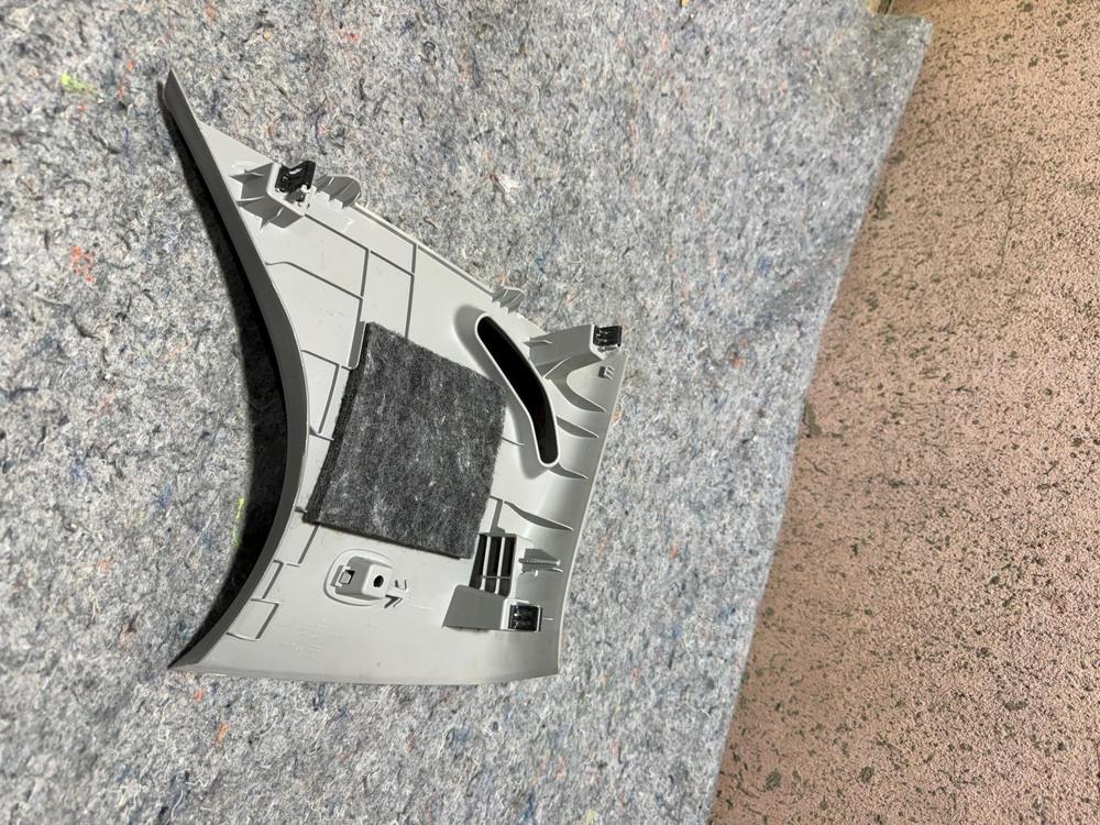 2019-2022 Chevrolet Spark Left Side C Pillar Trim OEM 95408362 – photo 2