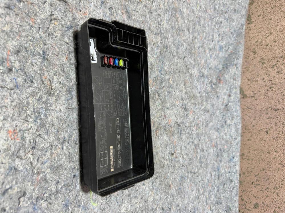 2014 Accord Electrical Fuse Box Upper Cover Relay Box 38256T2FA02 – photo 3