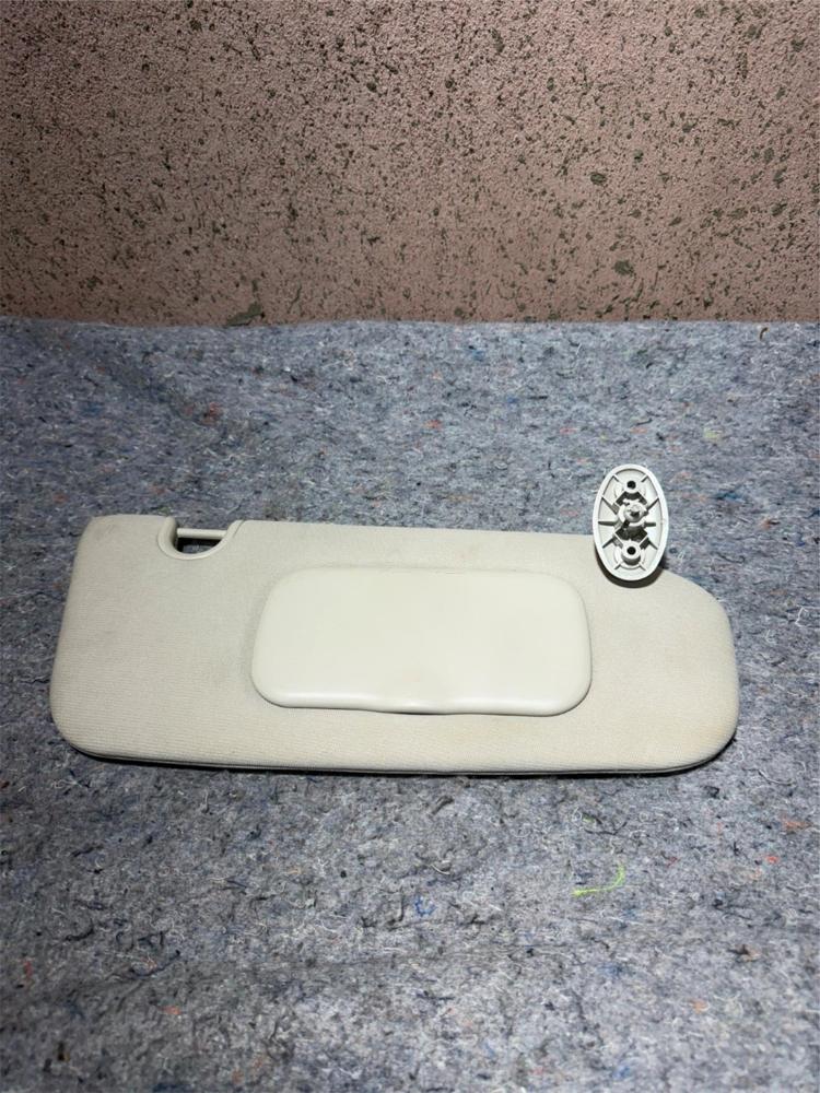 2009 Jeep Patriot Right Passenger Side RH Sun Visor OEM – photo 1
