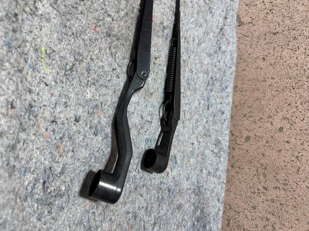 07-17 Jeep Patriot Windshield Front Wiper Arm Set LH RH – photo 3