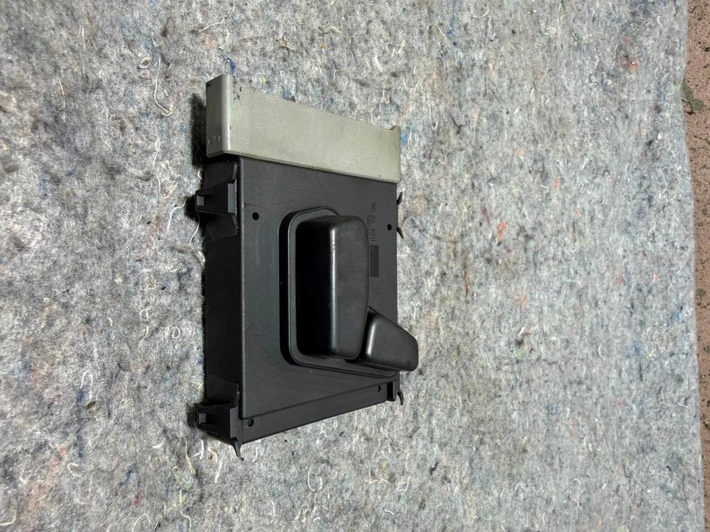 Genuine Front Driver Side Power Seat Switch 56049431AE Chrysler Dodge Jeep – photo 3
