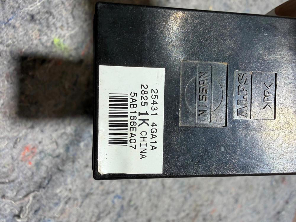 2014-2024 Infiniti Q50 Rear Left Side Door Window Switch OEM 254314GA1A – photo 4