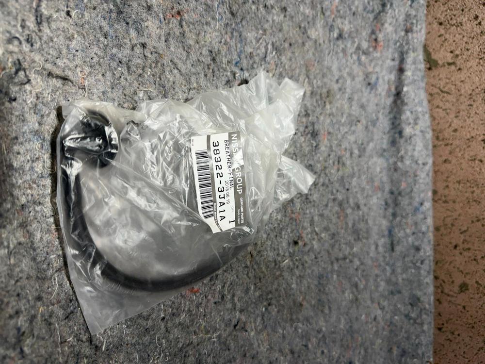 Genuine Infiniti Breather Final Drive 38223JA1A – photo 2