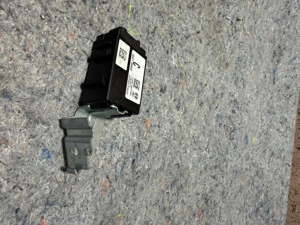 2018-2022 Infiniti Q50 Gateway Control Anti Theft Module OEM 284T16HH0C – photo 3