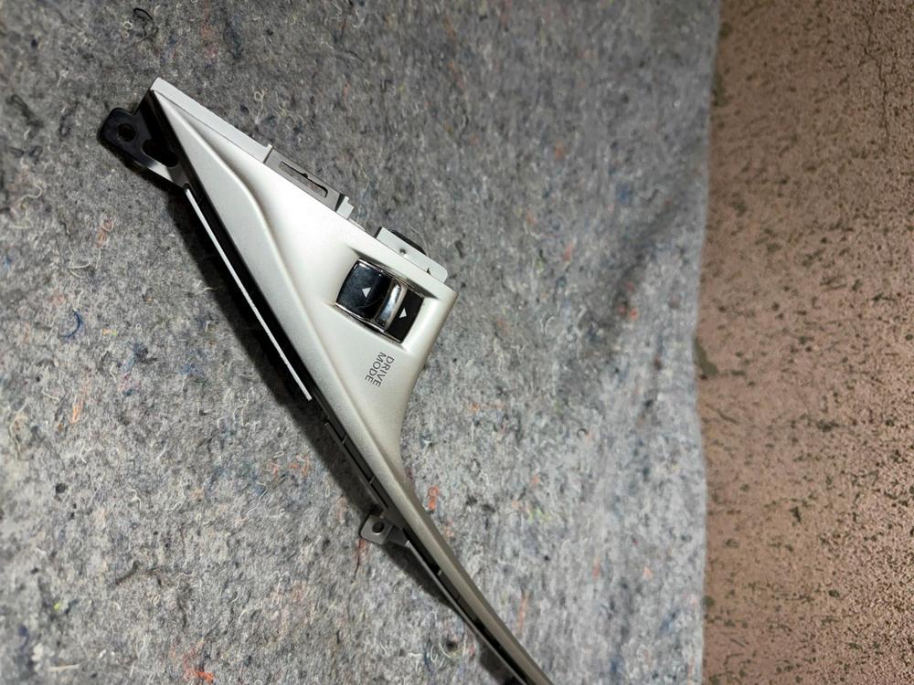 2021-2024 Infiniti Q50 Front Center Console Trim Cover OEM 969B64GF0A – photo 3