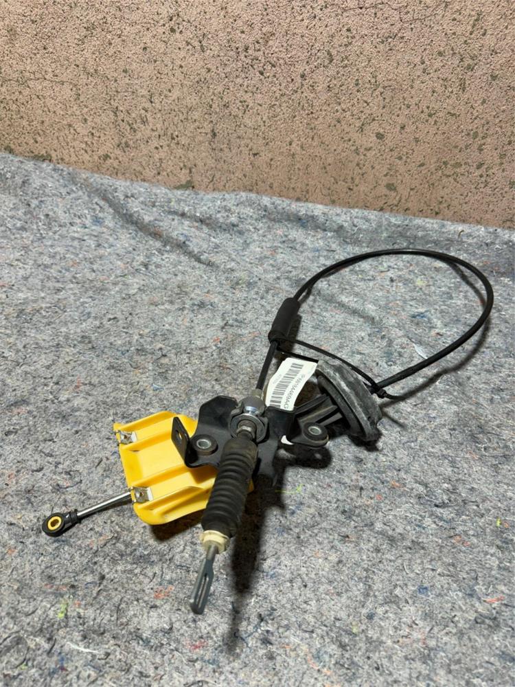 Jeep Chrysler OEM Transmission Gear Shifter Shift Control Cable 68184469AG – photo 1