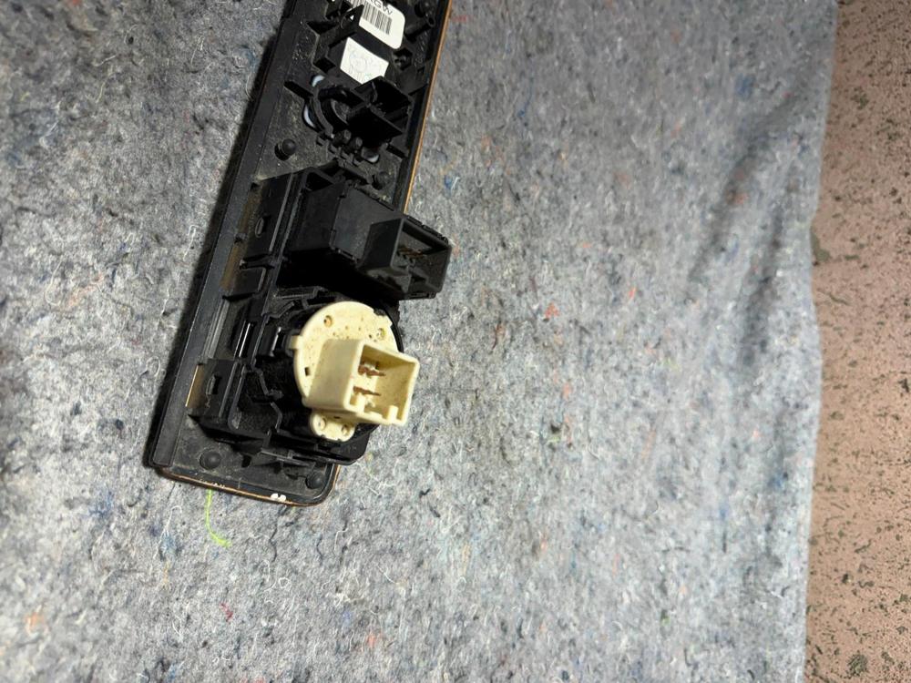 3W4T-13K196-ABW 00-06 Lincoln Ls Headlight Fog Light Switch Sontrol Dash Panel – photo 4