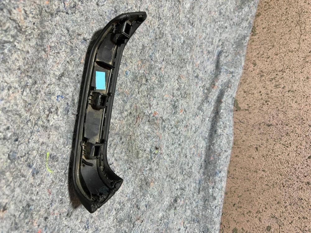 2014-2019 Maserati Ghibli Door Interior Handle Trim 105804338C – photo 4
