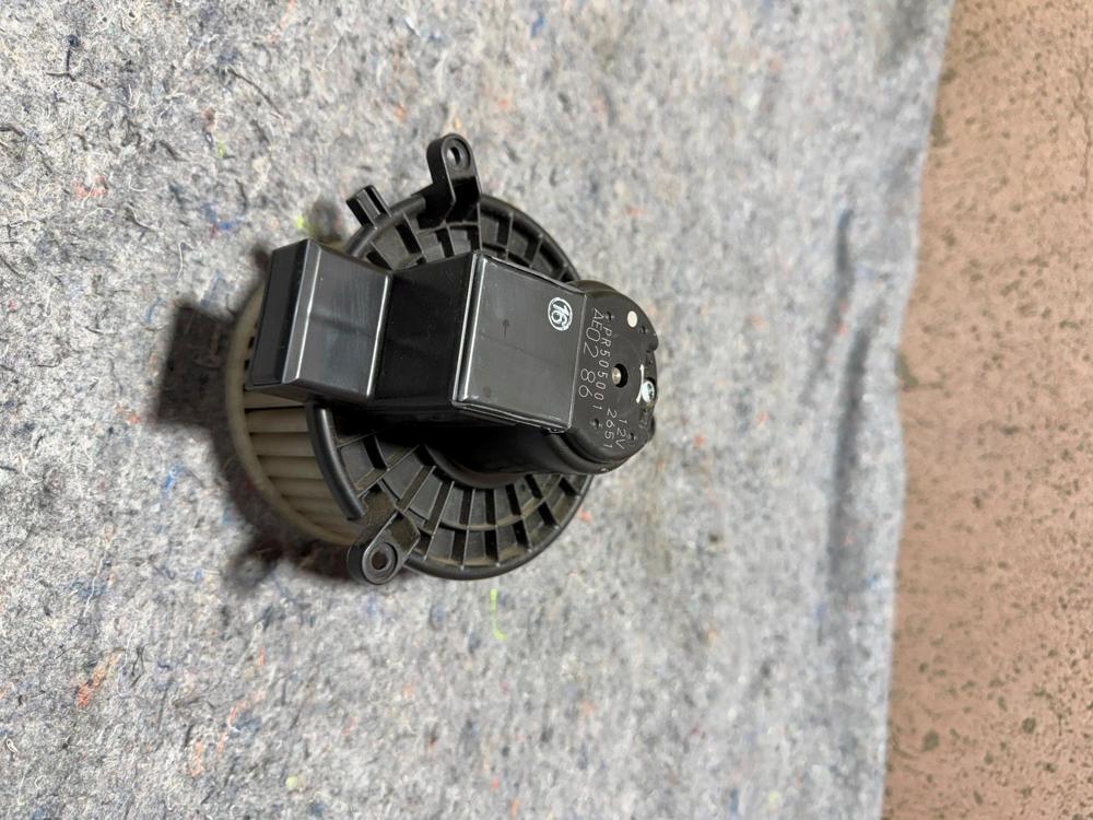 Chrysler Pacifica 2022 Heater Blower Fan Motor PR505001 Patrol 216KW ATV102268 – photo 3