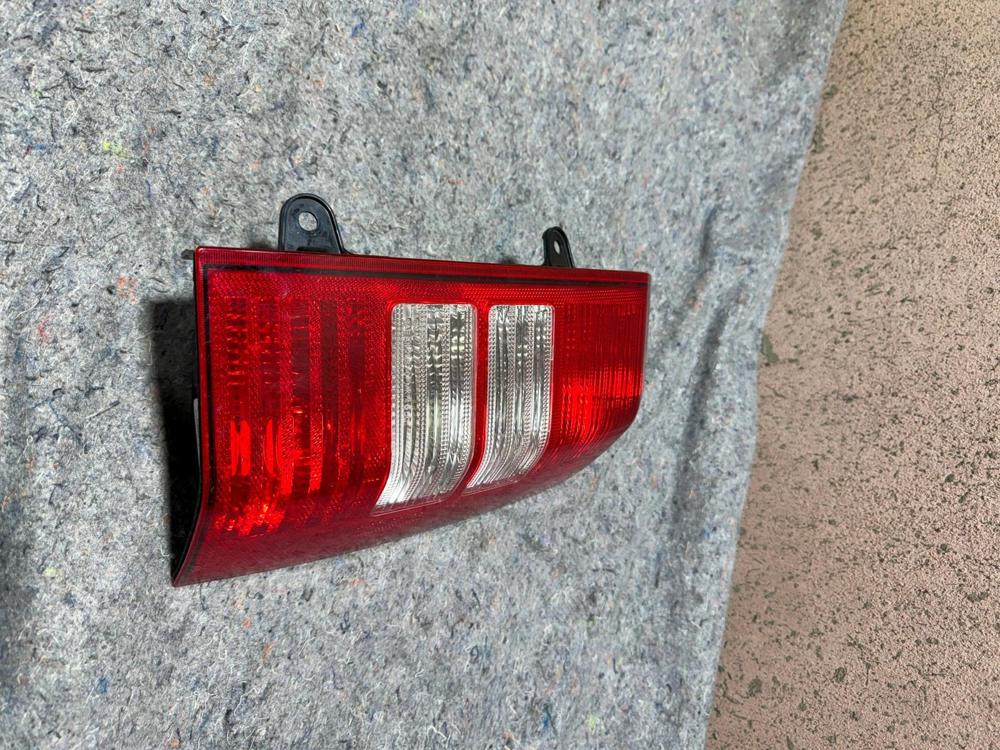 2008-2017 Jeep Patriot Passenger Right Side Rear Brake Tail Light Lamp OEM – photo 2