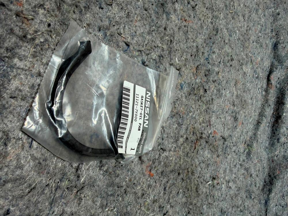 Nissan Genuine 11121-7Y000 Gasket Oil Pan 2002-2024 Nissan 111217Y000 – photo 2