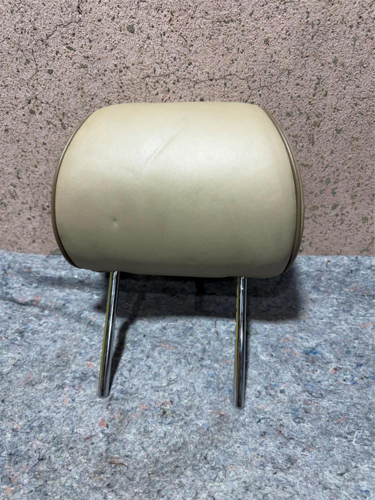 01-05 Lexus IS300 Front Row Seat Tan Beige Headrest Head Rest Left or Right OEM – photo 1