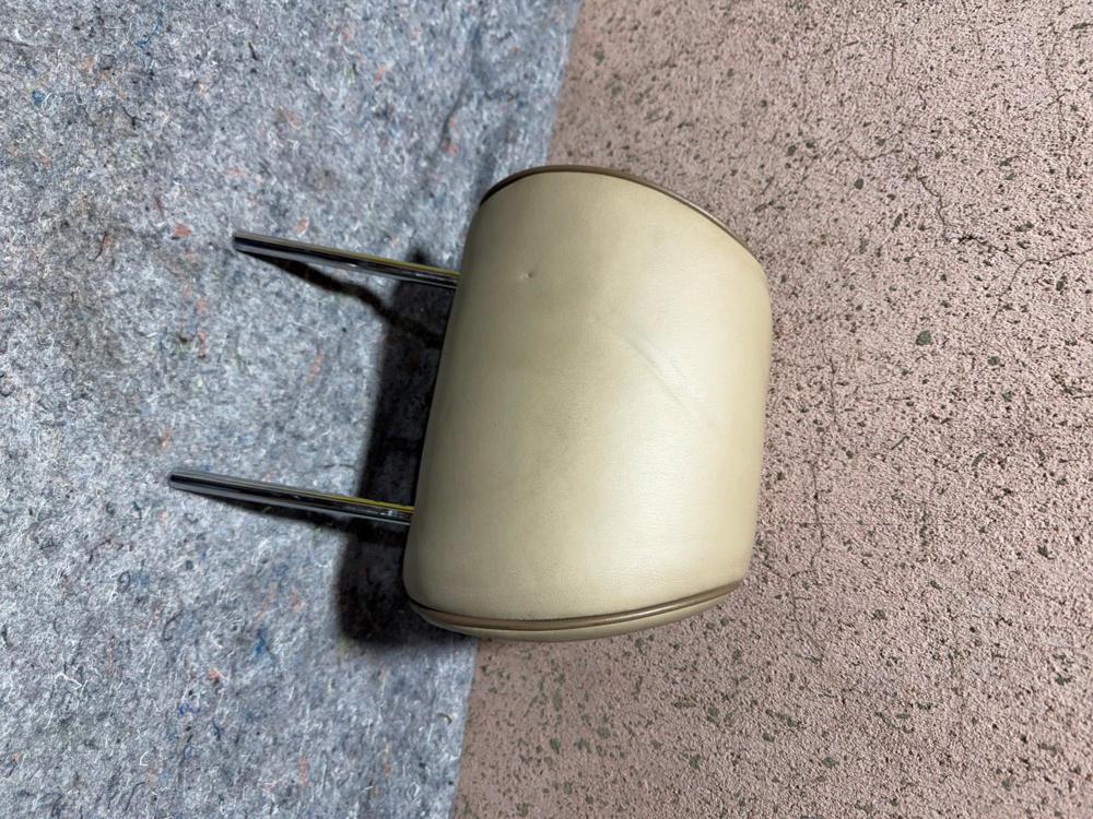 01-05 Lexus IS300 Front Row Seat Tan Beige Headrest Head Rest Left or Right OEM – photo 3