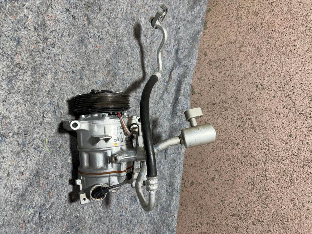 2017-22 Infiniti Q60 Q50 AC Air Condtioning Compressor & Clutch OEM – photo 2
