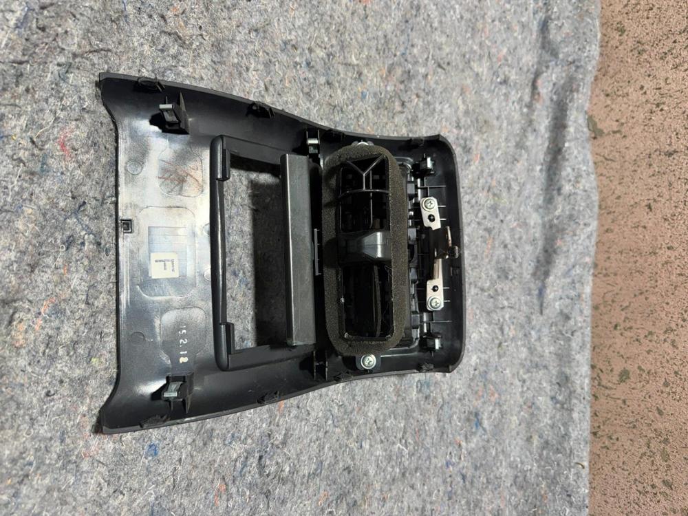 14-18 Infiniti Q50 Rear Console Air Vent Grille Panel Cover Trim OEM – photo 2