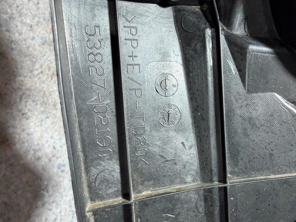 2014-2019 Toyota Corolla Rear Right Fender Protection Seal 53827-02190 OEM – photo 4