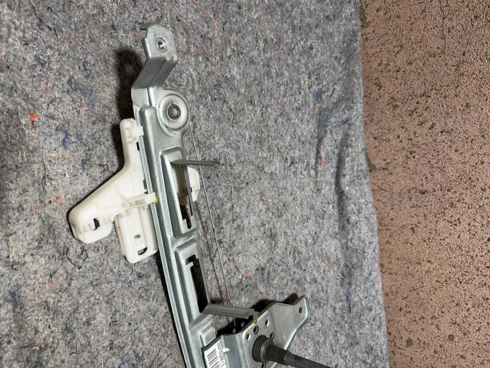 2010-2015 Peep Patriot Right Rear Passenger Window Regulator Manual 05291802AA – photo 3