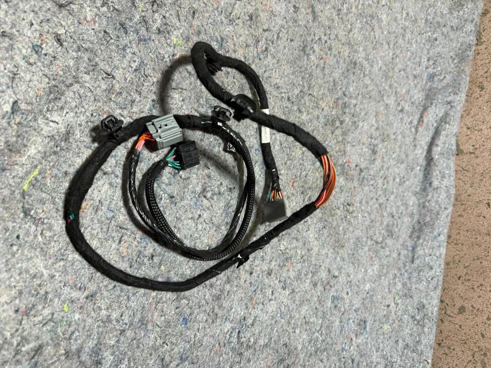 Genuine Mopar Header Wiring 68241736AA – photo 4