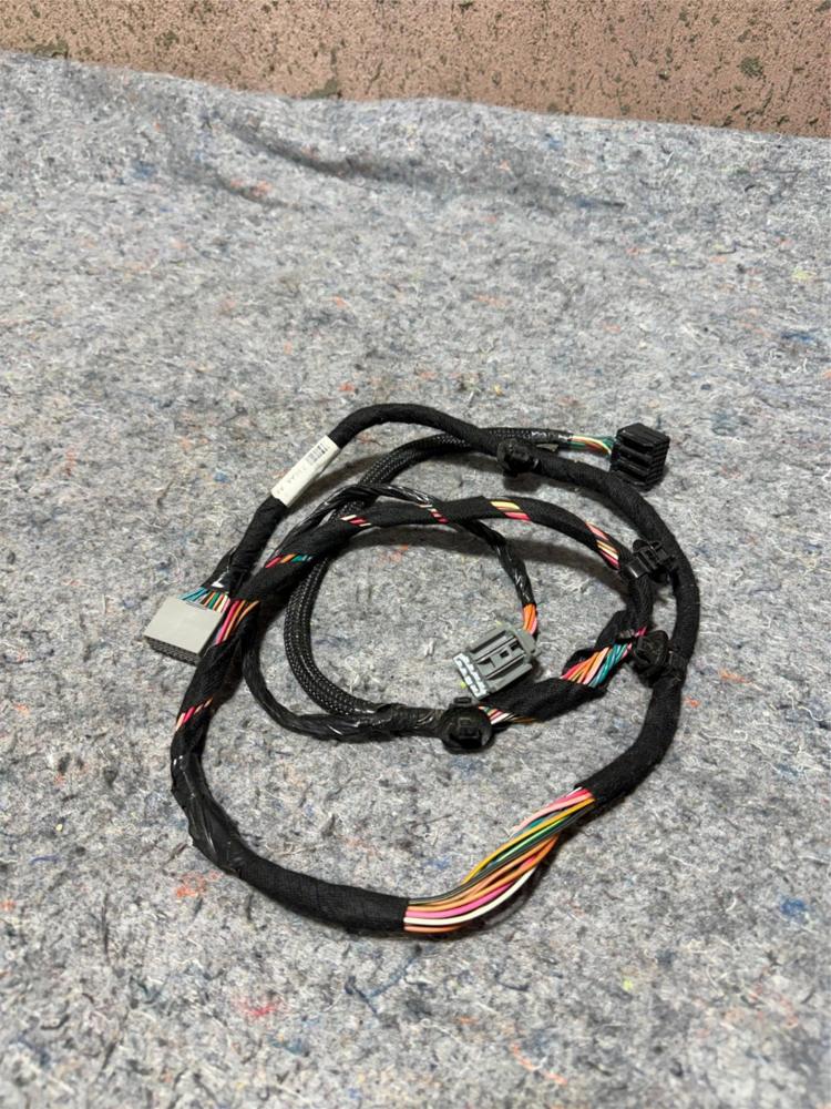Genuine Mopar Header Wiring 68241736AA – photo 1