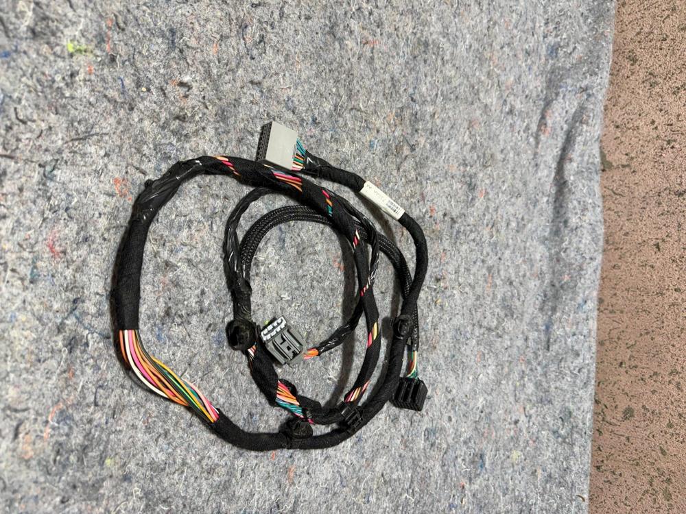 Genuine Mopar Header Wiring 68241736AA – photo 3