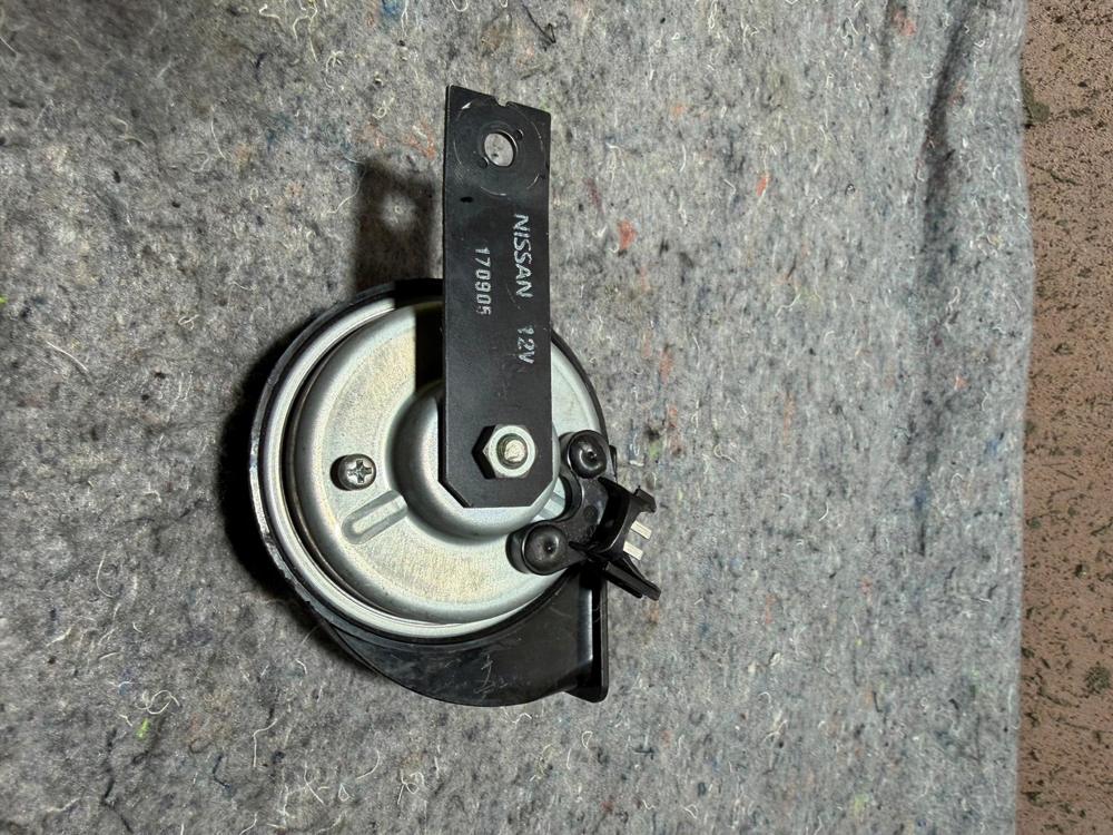 Genuine Nissan 500HZ OEM Horn Signal 350Z Infiniti G35 Model 004035 – photo 2