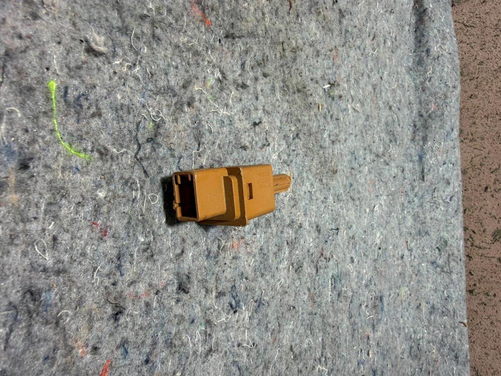 2013-2021 Honda Accord Civic Crv Brake Pedal Light Sensor Unit OEM M28988 – photo 2