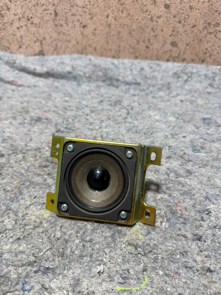 Honda Acura Genuine OEM NSX Bose Rear Sound Speaker 2.5 in Enclosure Assembly – photo 1