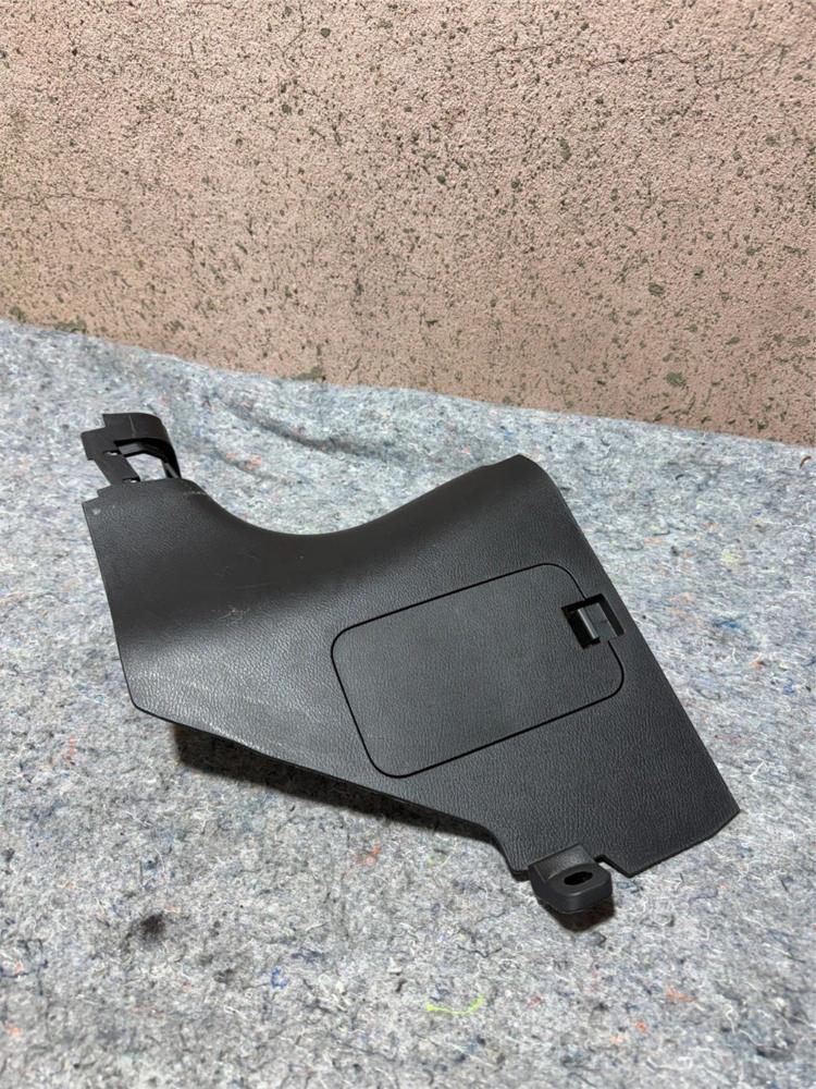 2016-2020 Infiniti Q50 Left Driver Side Kick Panel Trim 669014GF1A OEM – photo 1
