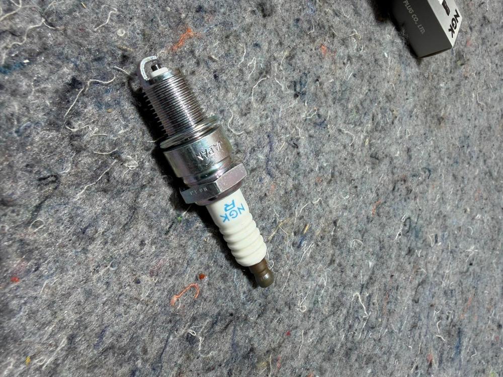 4 Pack Genuine Ngk 7634 Spark Plug BPR5ES11 – photo 4