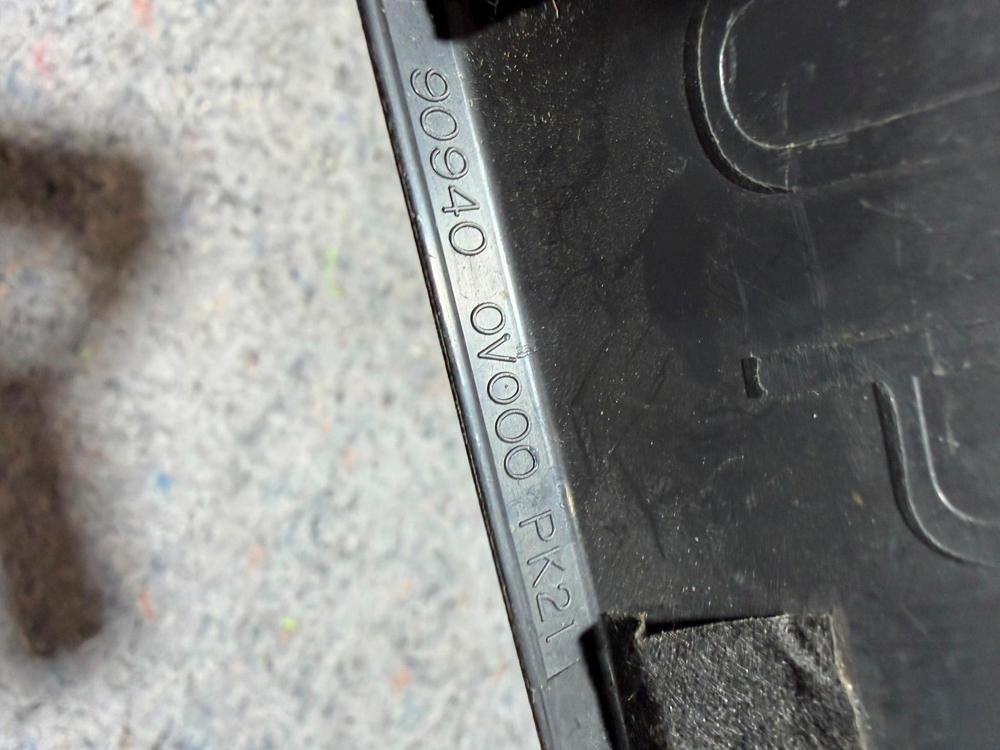 2014-2020 Infiniti Q50 Rear Reunk Lid Pull Handle Lid Grab Pocket 909400V00 OEM – photo 4