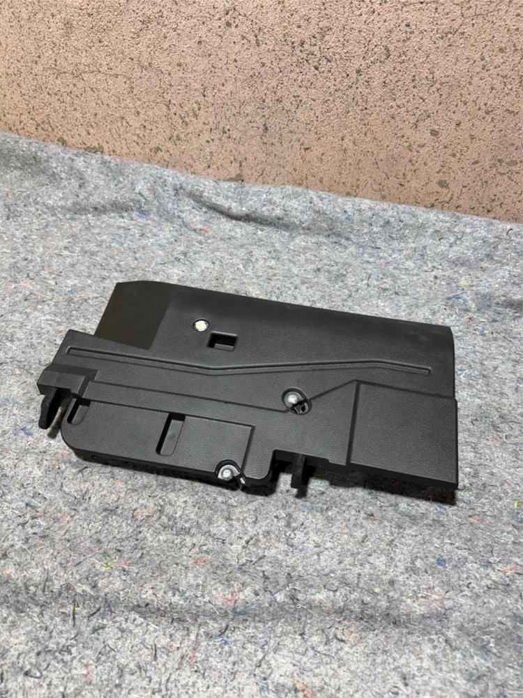 14-20 Infiniti Q50 Q60 Right RH Pass Side Lower Dashboard Cover Trim W/module – photo 1