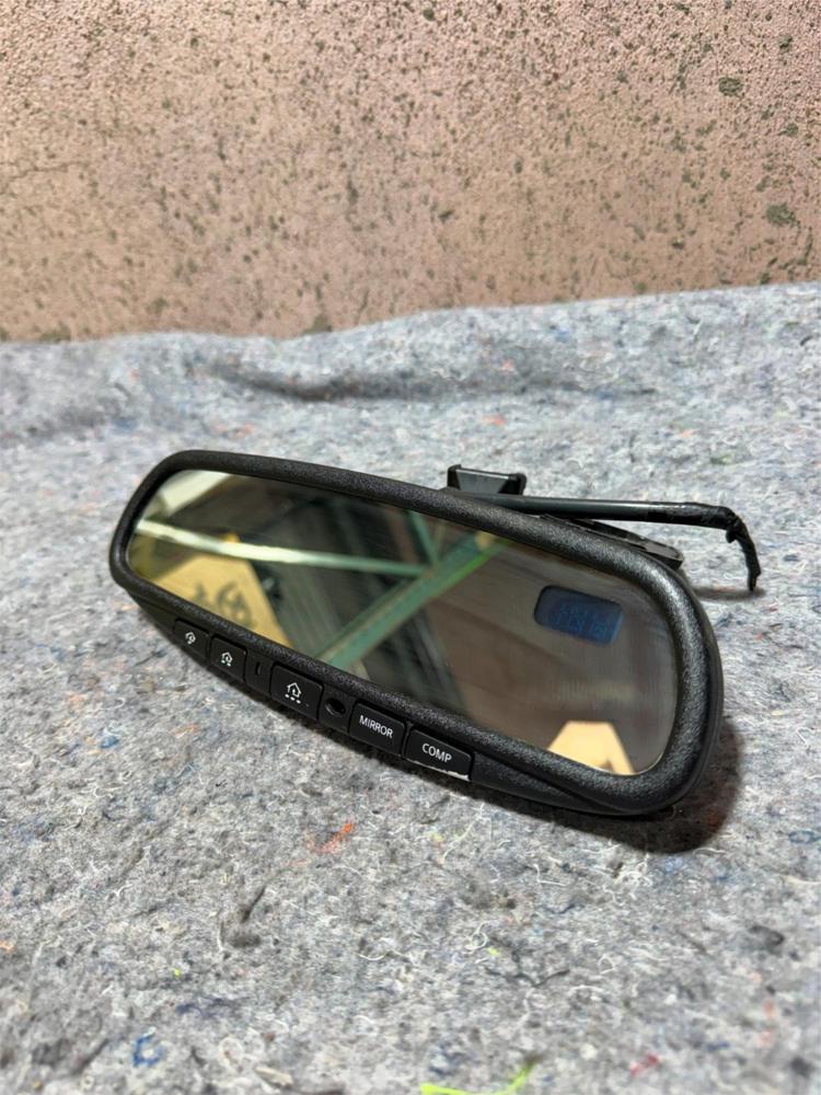 015633 Gentex Auto Dimming Rear View Mirror Compass Rearview Homelink Nissan OEM – photo 1