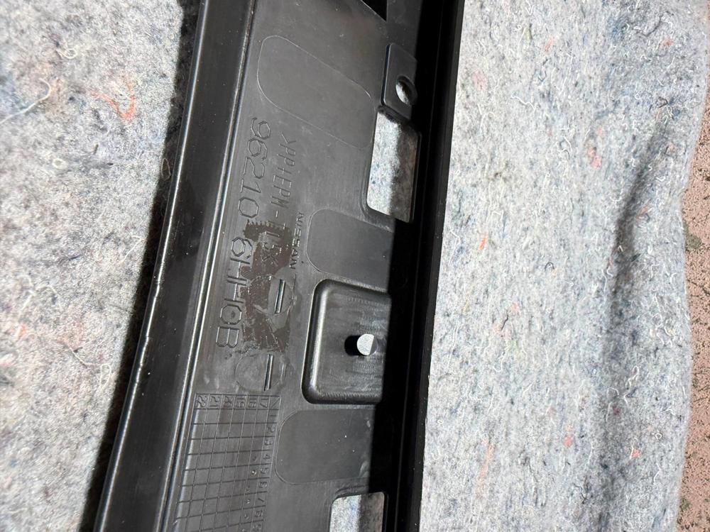 2018-2024 Infiniti Q50 Front License Plate Bracket 962106HH0B OEM – photo 2