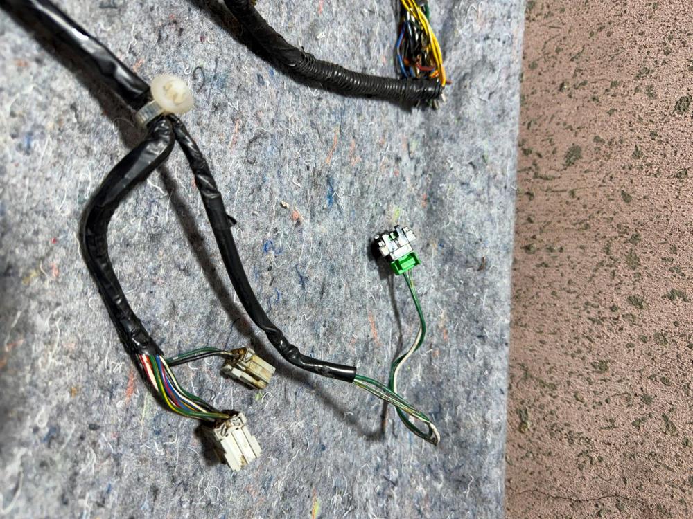 1991-1992 Acura NSX 32751SL0A00 Wire Harness Driver Door Cut – photo 3